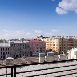 2-комнатный номер люкс с 1 двуспальной кроватью с видом на город