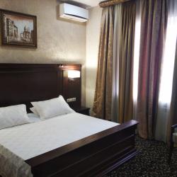 Номер стандарт с 1 двуспальной кроватью