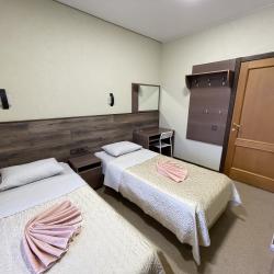 Номер эконом стандарт с 2 односпальными кроватями