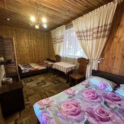 Коттедж стандарт с 3 двуспальными кроватями