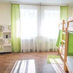 Спальное место на двухъярусной кровати в 8-местном женском номере (общие удобства)