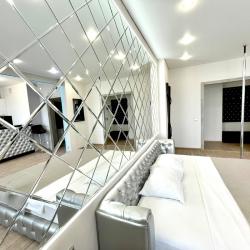 Фото Отель Sweet Home (Свит Хоум) на улице Холмогорова 15а
