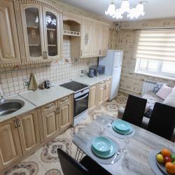 Фото Отель Arenda38 (Аренда38) в микрорайоне Первомайский 33/3