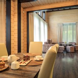 Вип коттедж с 4 спальнями