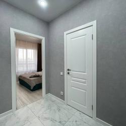 Фото Апартаменты на улице Ясный Берег, 3