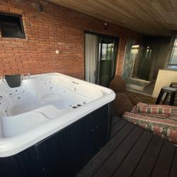 Фото Отель Brooch Boutique Hotel (Броуч)