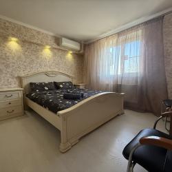 Фото Отель Дом в ЦЕНТРЕ на Адмирала Крюйса