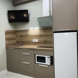 Апартаменты студия гостиничный комплекс Радуга 10И (без окна)