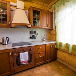 Коттедж стандарт с 2 односпальными и 1 двуспальной кроватью