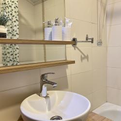 Фото Апартаменты на улице Николая Зелинского