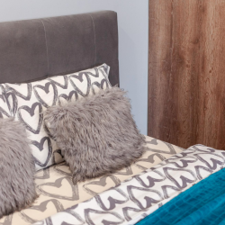 Апартаменты студия Мехзавод 1 квартал 69 с 2 двуспальными кроватями