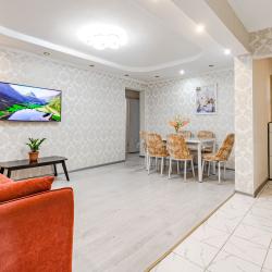 Фото Отель Вершина-ПВ на улице Сураганова