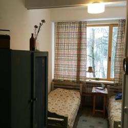 Номер эконом с 2 односпальными кроватями (2 этаж)