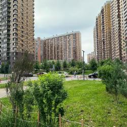 Фото Апартаменты Истомáн 2+2 в спальном районе