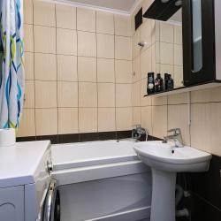 Фото Отель В гости на улице Челюскинцев 14