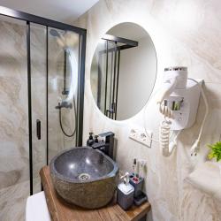 Фото Отель Art-Seasons Apartments (Арт-Сизонс Апартментс) на улице Казакова