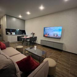 Фото Отель Скай Клаб Апартментс на улице Овражная