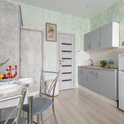 Фото Апартаменты на улице Садовая 159/1