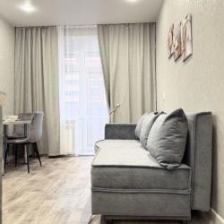 Апартаменты в центре на улице Октябрьская 197 — fea8a3c82d7bd11f78536de250359b79