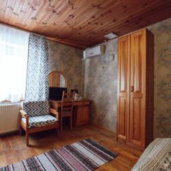 Номер стандарт с 1 двуспальной кроватью