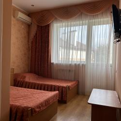 Фото Отель Лев