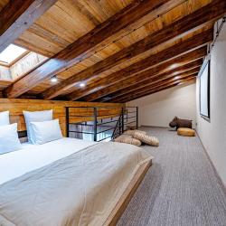 Шале с сауной и бассейном на 12 гостей