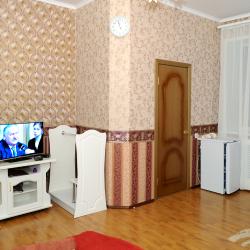 Номер люкс комфорт с 1 двуспальной кроватью