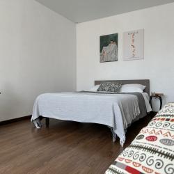 Фото Апартаменты на улице Ленина 106а