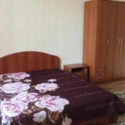 Номер стандарт с 1 двуспальной кроватью