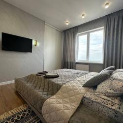 Фото Апартаменты Housevip на улице Гражданская
