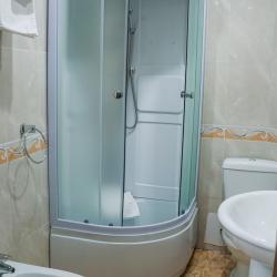 Номер стандарт с 1 двуспальной кроватью