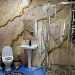 Комната стандарт с 3 односпальными кроватями (вид на горы)