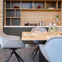 Фото Отель Кортъярд Марриотт