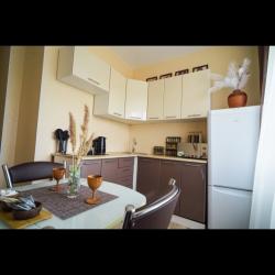 Фото Апартаменты на улице Парковая 6