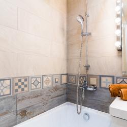 Фото Отель LetoApart (ЛетоАпарт) на улице Суворовская 77-312