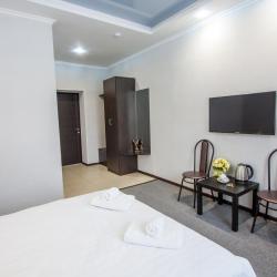 Фото Отель Кристалл