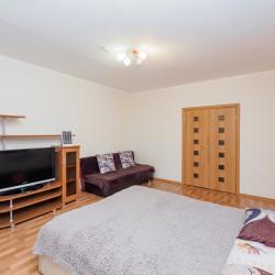 Фото Апартаменты на улице Чистопольская 85