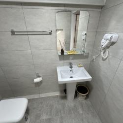 2-местная комната стандарт с 2 односпальными кроватями (мансарда)
