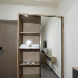 Фото Отель Cone Hotel (Кон)