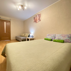 Фото Отель Уютнo как дoма на улице Рыленкова 13