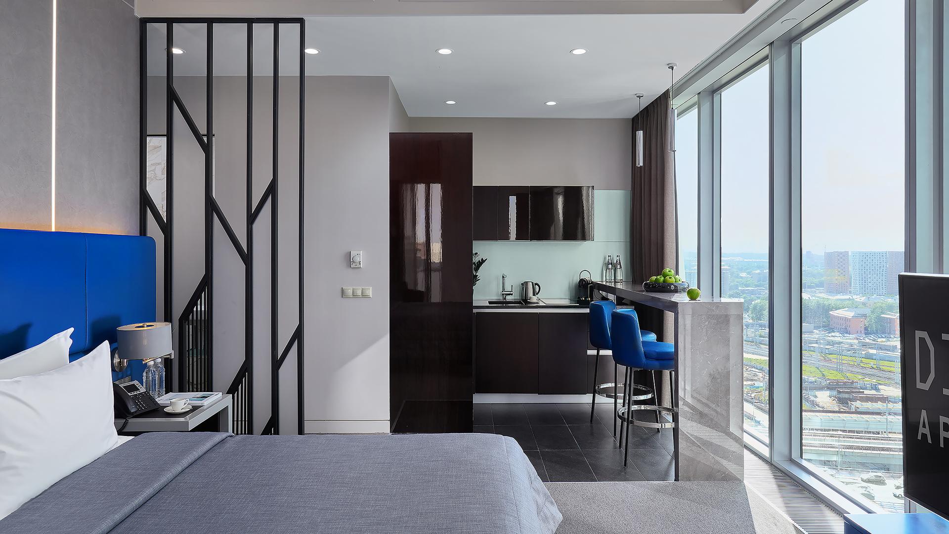 Corner Studio Apartment 2