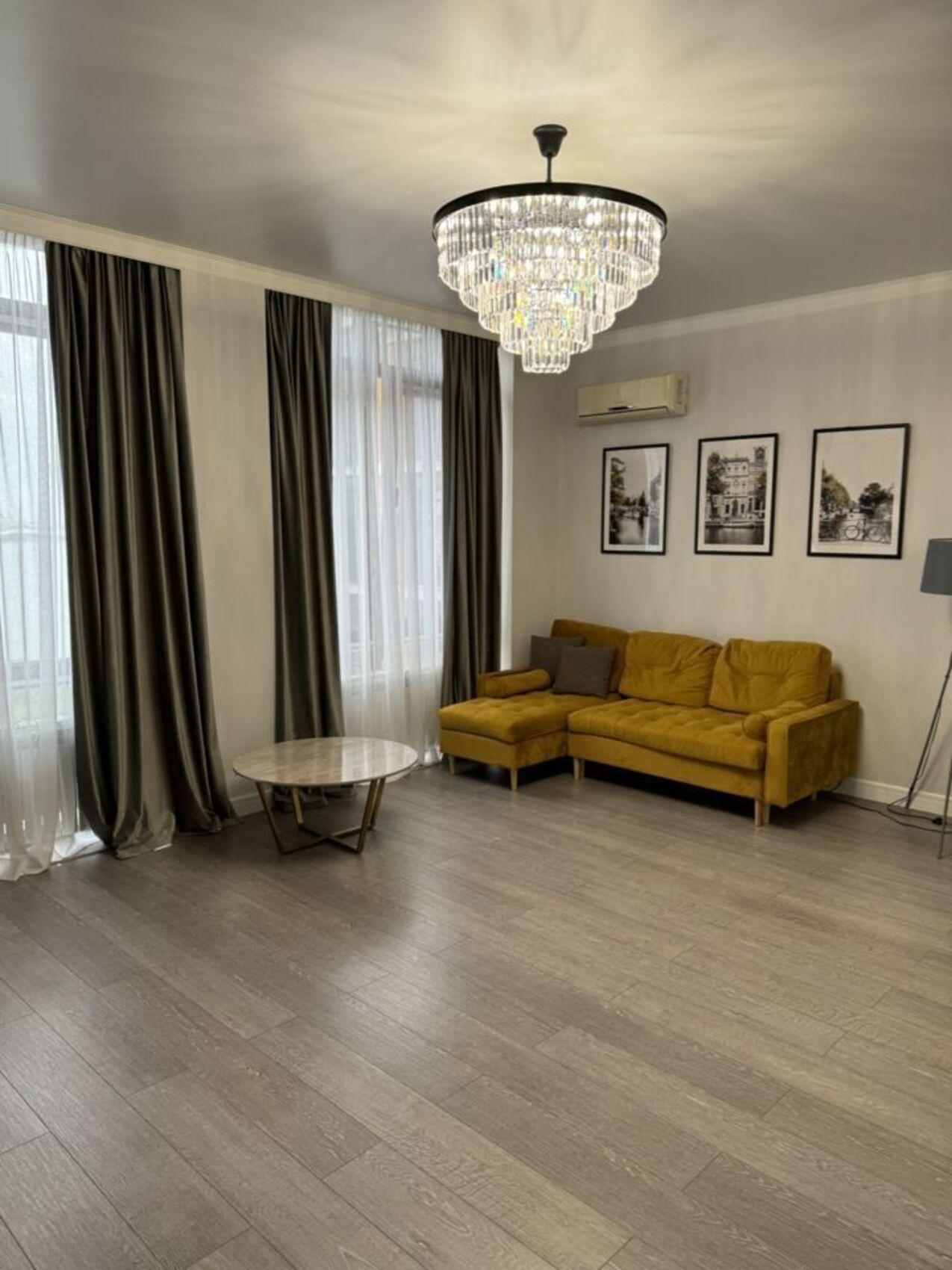 1-комнатные апартаменты, 60м² в Аура Дома