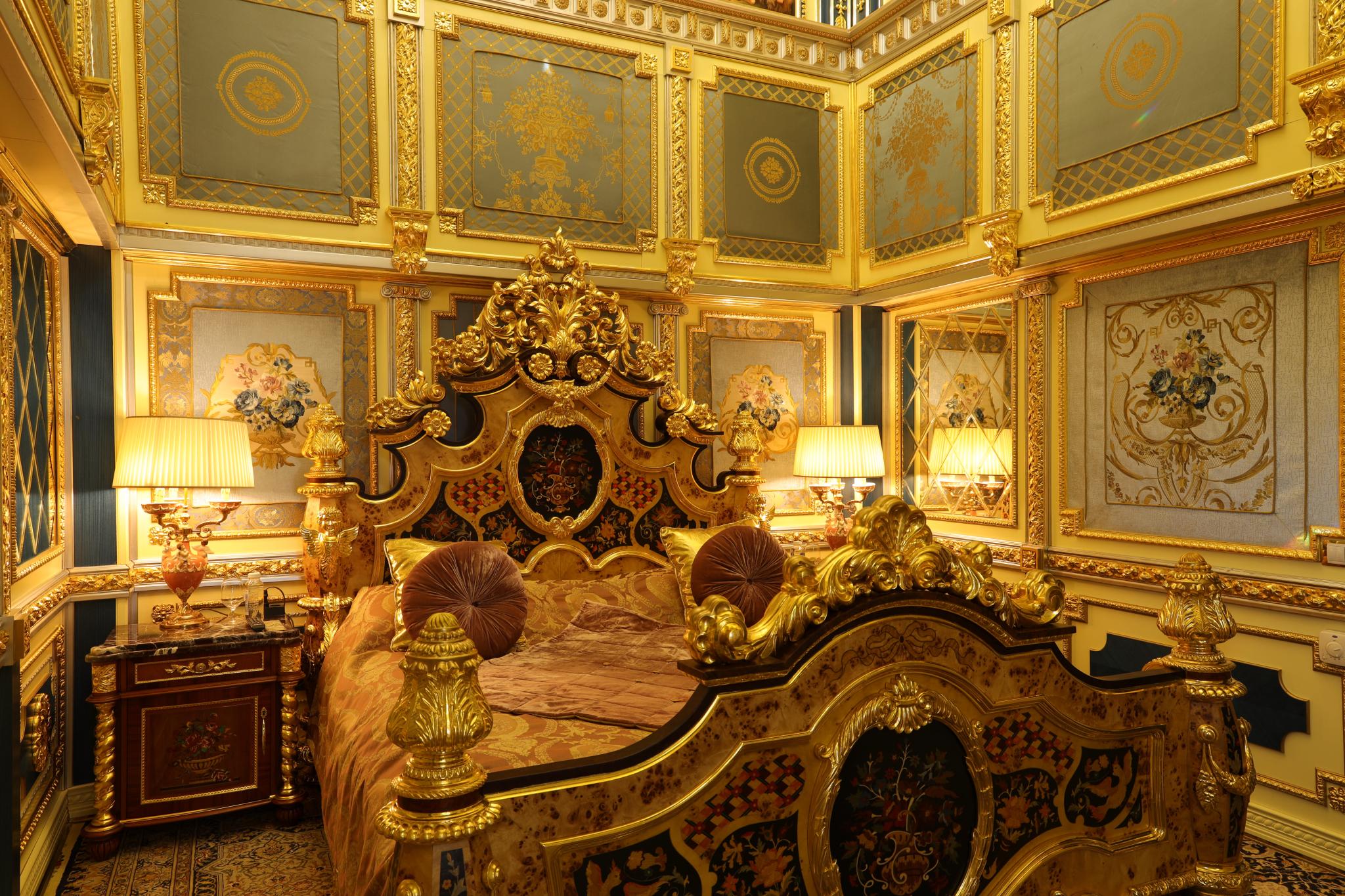 Делюкс Романтический