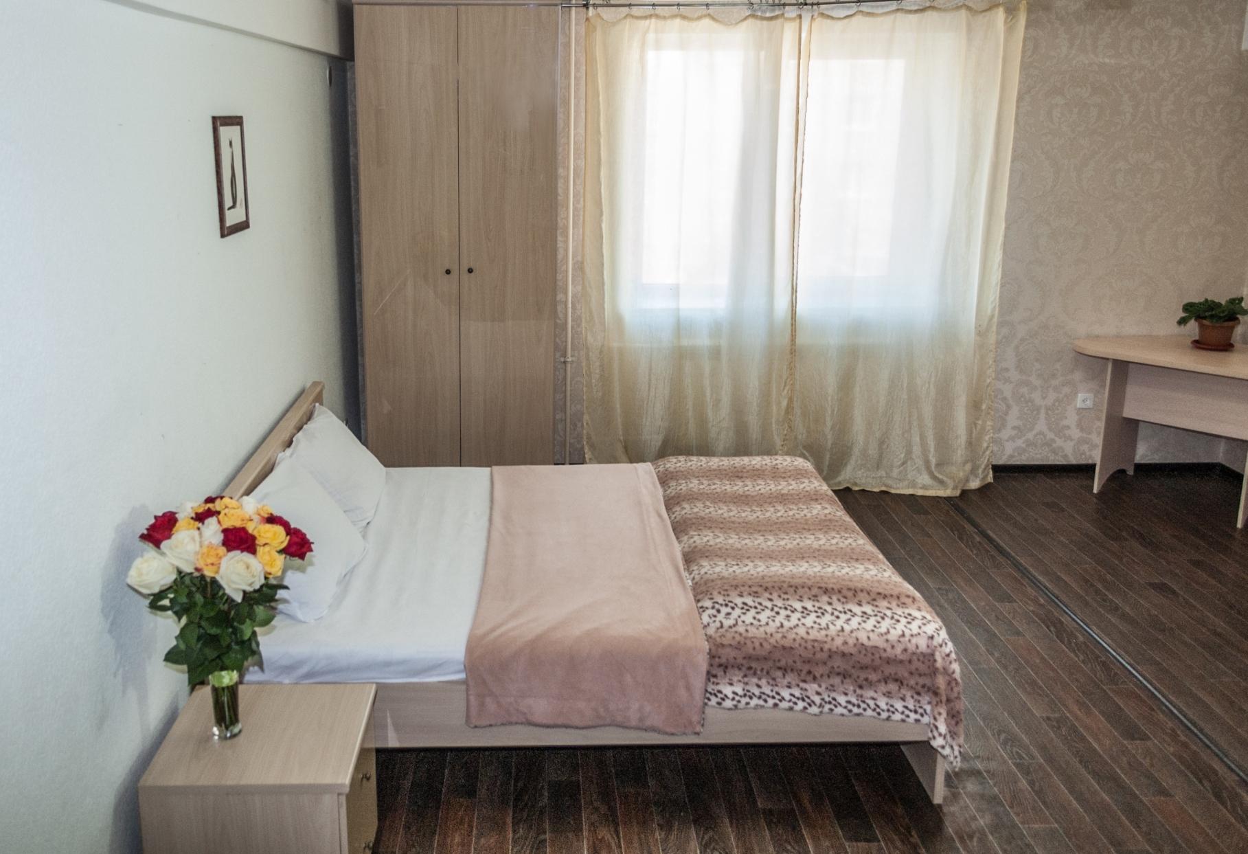 Номер стандарт с 1 двуспальной кроватью