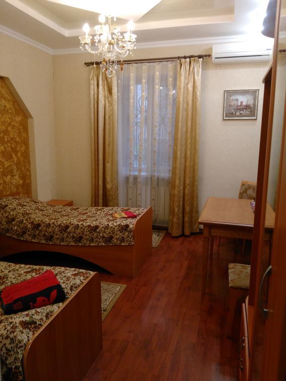 Номер стандарт с 2 односпальными кроватями 3