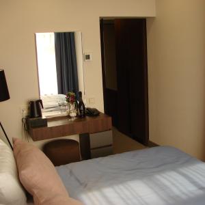 Photo 4