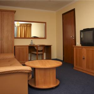 Photo 4