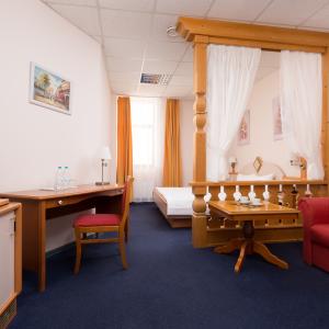 Photo 4