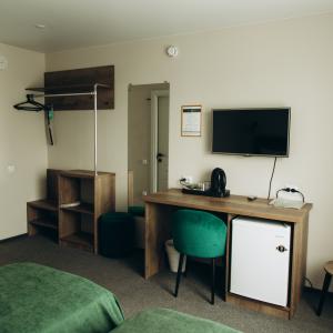 Photo 3