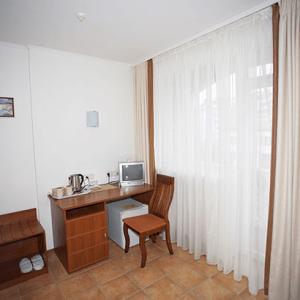 Photo 4